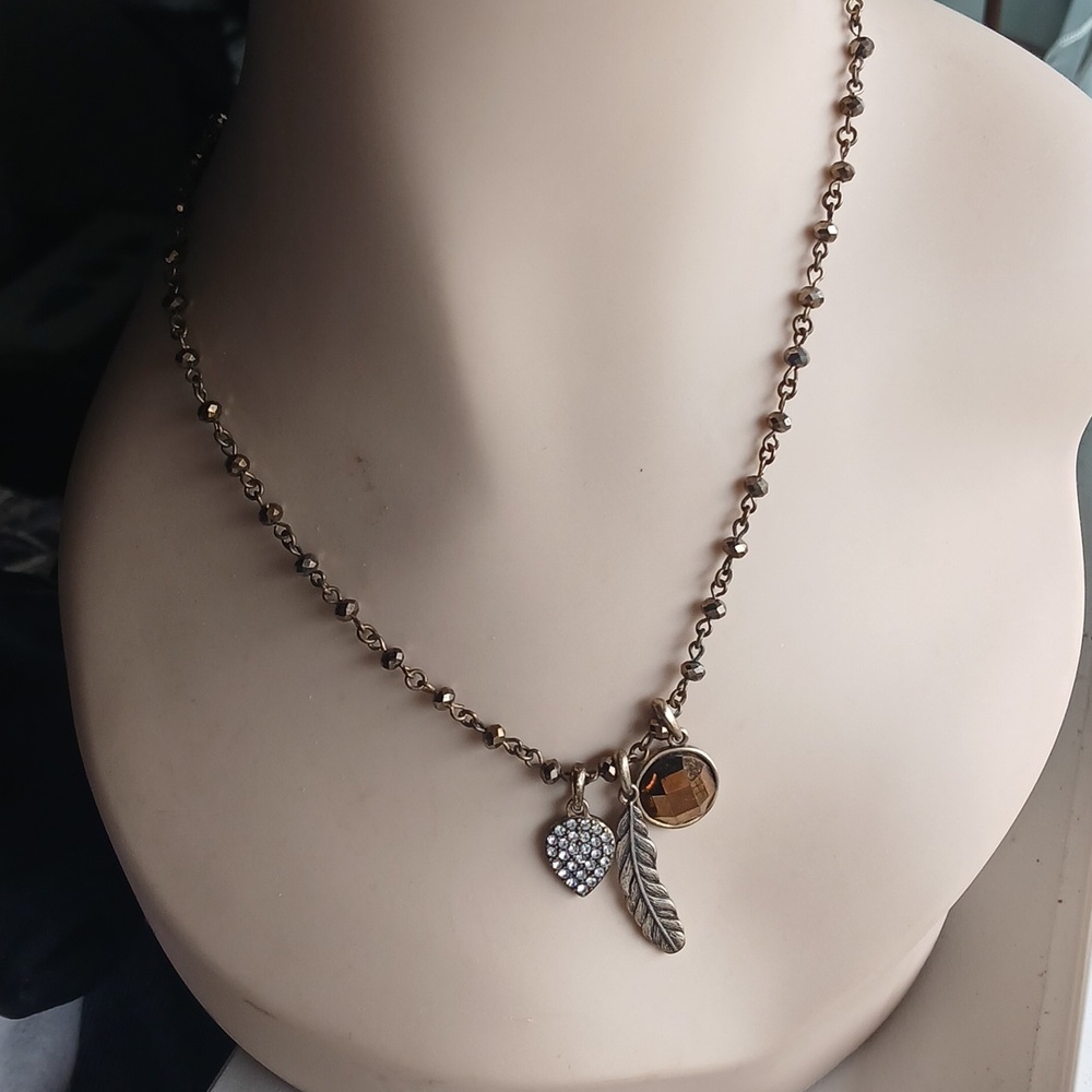 Amazing Lucky Brand Necklace Coppery Colors Feather Plus 2 Charms. Reversible - Picture 2 of 9
